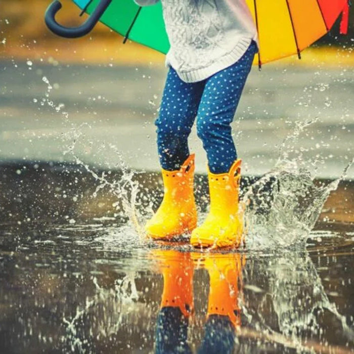 Milkbottle Candle, Small - Dancing in the Rain